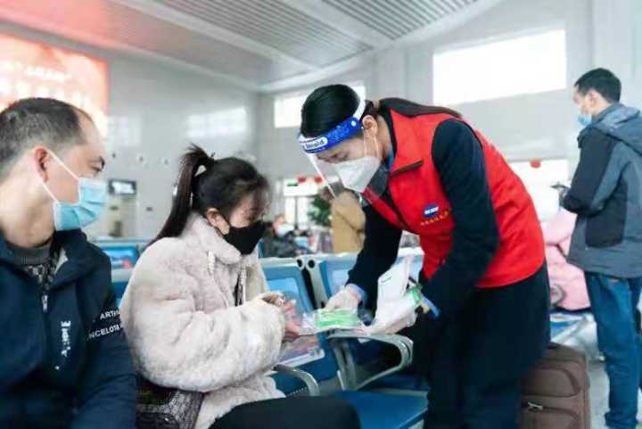 縉云西站啟動“平安春運·抗疫同行·暖心服務”系列活動，守護旅客歸途